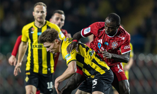 Фоторепортаж с матча Премьер-Лиги «Кайрат» — «Актобе» 1:0