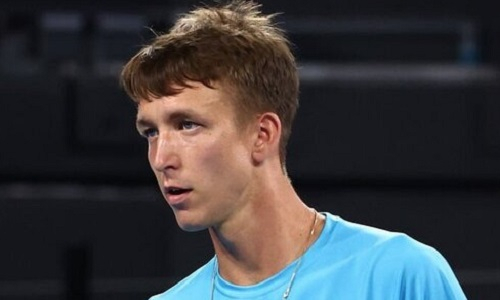 Казахстанский теннисист разгромлен 1742-й ракеткой мира