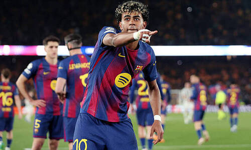 «Барселона» учинила разгром 7:2 в плей-офф Лиги Чемпионов