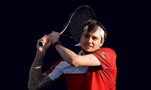 Александр Бублик восхитил публику в сенсационно проигранном матче. Видео