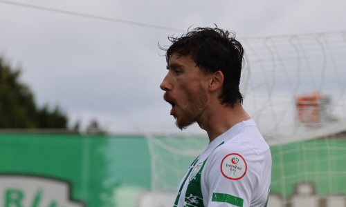 Турецкий клуб казахстанского футболиста вырвал победу в конце матча