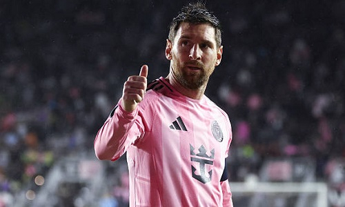 Лионель Месси превзошел Пеле