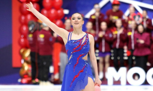 «Это вызывает уважение». Владимир Познер отреагировал на поступок Камилы Валиевой