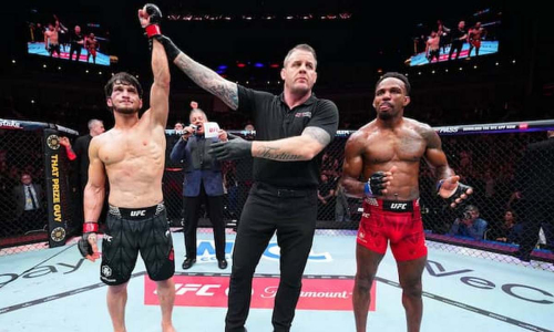 Казахстанский боец оценил победу Мовсара Евлоева в UFC