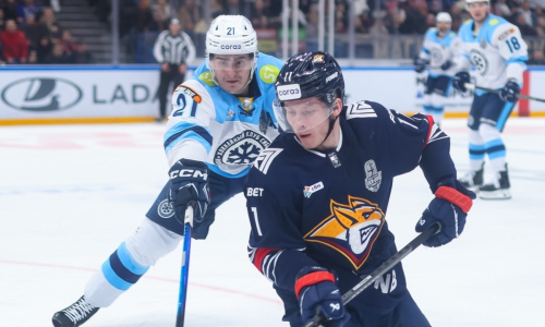 Гол лидера сборной Казахстана помог оформить разгром в плей-офф КХЛ. Видео