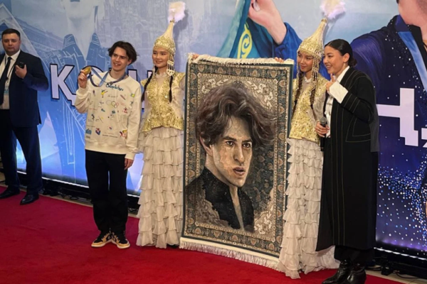 Квартиры, автомобили и авторский ковёр. Чем отблагодарили Михаила Шайдорова за «золото» Олимпиады