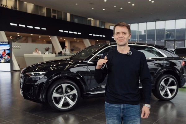 Квартиры, автомобили и авторский ковёр. Чем отблагодарили Михаила Шайдорова за «золото» Олимпиады