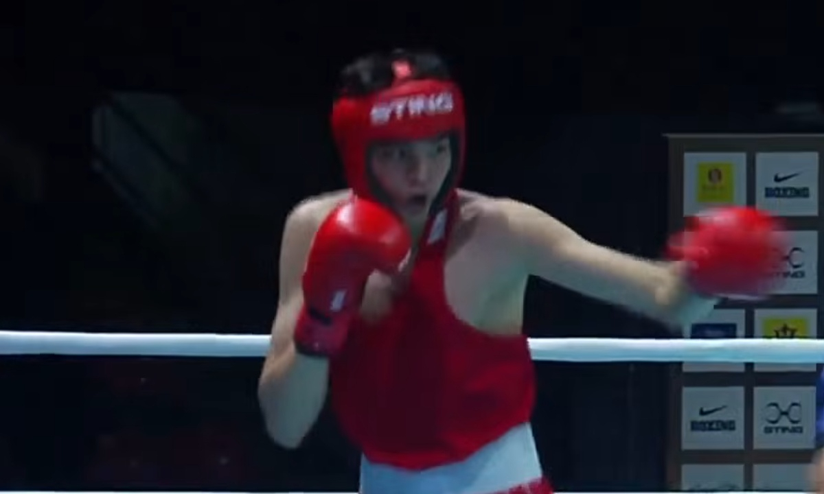 Решением судей обернулся бой казахстанского боксёра за четвертьфинал исторического турнира