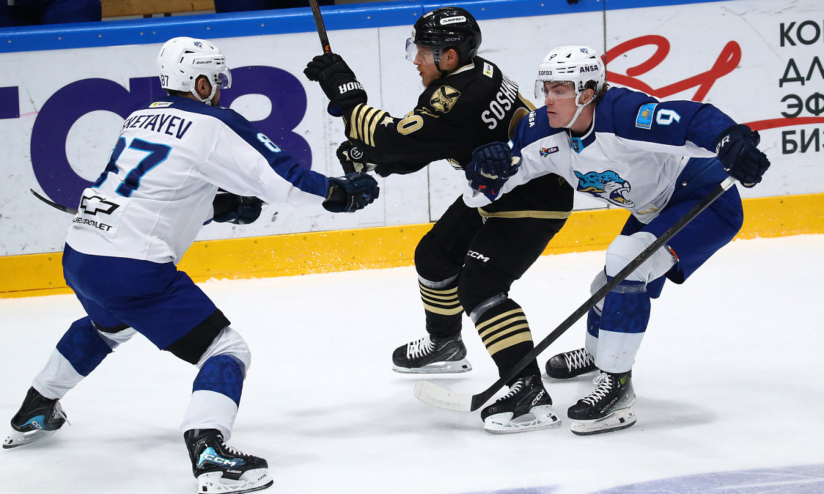 Фоторепортаж с матча КХЛ «Адмирал» — «Барыс» 6:2