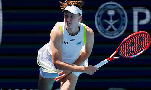 Забавная перепалка Елены Рыбакиной с тренерами попала на видео