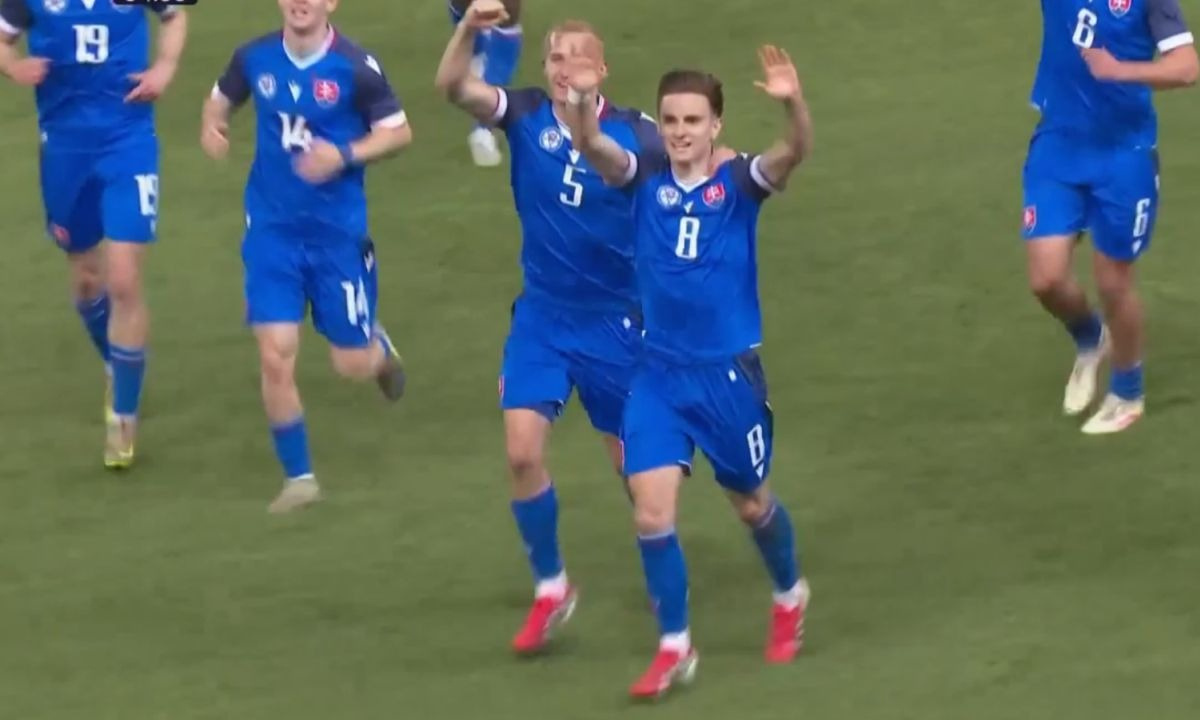 Гол-красавец забит в матче Казахстана в отборе на Евро-2027. Видео