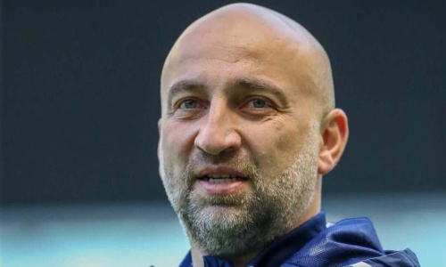 «На руках носили». Дана оценка работе экс-наставника сборной Казахстана в клубе РПЛ