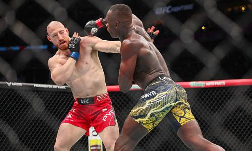 Видео полного боя Адесанья — Пайфер с нокаутом в UFC