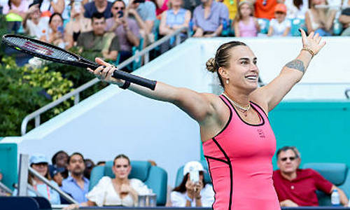 Арина Соболенко лишила Елену Рыбакину лидерства в чемпионской гонке WTA