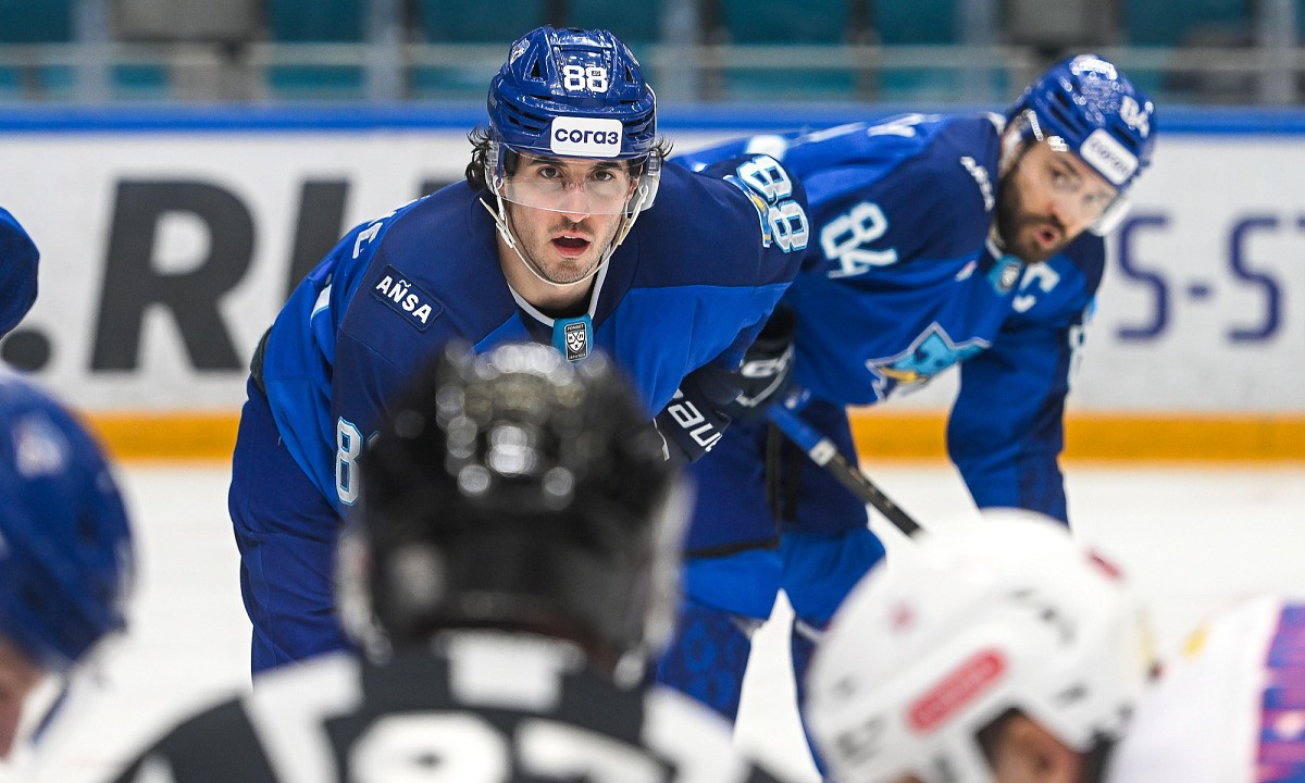 Названы причины провала «Барыса» в сезоне КХЛ