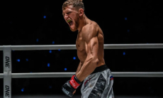 Российский боец готовится представить Казахстан в UFC