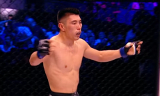 Казахстанский боец жёстко нокаутировал узбекистанца в Ташкенте. Видео