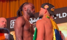 Участники судьбоносного для Жанибека Алимханулы боя прошли взвешивание