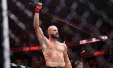 Прямая трансляция турнира UFC 327 с главным боем Прохазка — Ульберг