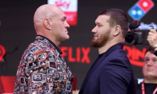 Обнародованы гонорары Фьюри и Махмудова за предстоящий бой