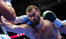 Тренер Махмудова прокомментировал поражение от Фьюри