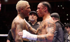 Двукратный чемпион мира по боксу завершил карьеру