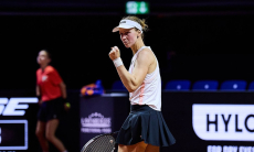 Россиянка оформила разгром с «баранкой» на старте турнира с участием Елены Рыбакиной