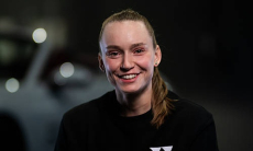 Елена Рыбакина показала новый талант. Видео