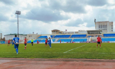 Матч чемпионата России по футболу прервали из-за воздушной угрозы