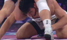 Ризабек Айтмухан проиграл Кайлу Снайдеру в схватке за титул