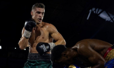 Австралийский боксер Инглэнд ищет спонсоров перед боем с Заурбеком