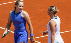 Андреева и Шнайдер победили третьих сеяных и вышли в четвертьфинал в Мадриде