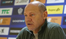 Ромащенко высказался об удалении игрока «Тобола» и уходе Жумаскалиева