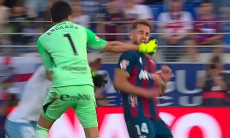 Вратарь получил 13-матчевую дисквалификацию за удар соперника в чемпионате Испании