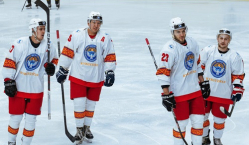 Кыргызстан одержал победу на чемпионате мира по хоккею