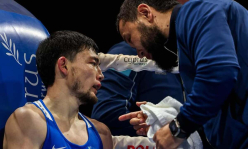 Боксер из Казахстана высказался о судействе после поражения на ЧА-2026 