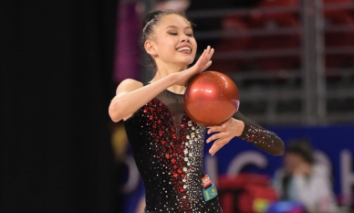 Казахстанская гимнастка завоевала медаль на Гран-при во Франции