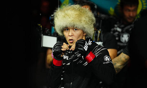 Асу Алмабаеву озвучили задачу на важный бой в UFC