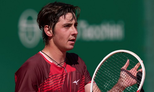 Казахстанский теннисист одержал вторую победу на турнире за шесть миллионов евро