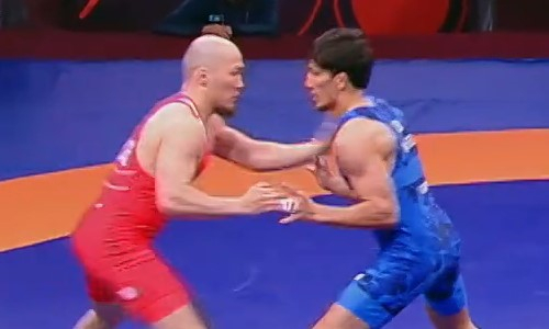 Казахстан провел схватку с Узбекистаном за медаль чемпионата Азии по греко-римской борьбе