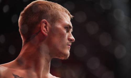 Экс-соперник Шавката Рахмонова бросил вызов Исламу Махачеву