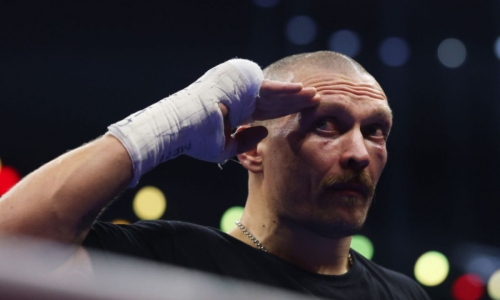 «Это неадекватно». Решение Александра Усика подвергли критике в России