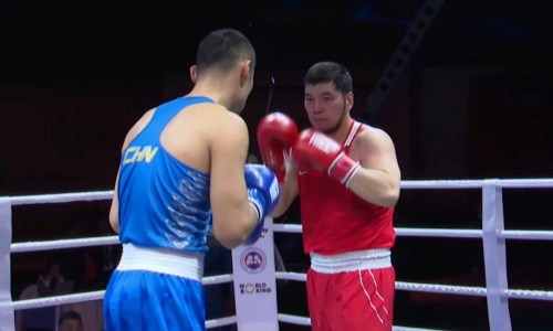 Капитан сборной Казахстана по боксу на камбэке завоевал «золото» ЧА-2026