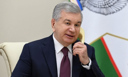 Президент Узбекистана провёл разговор с Жавохиром Синдаровым. Видео