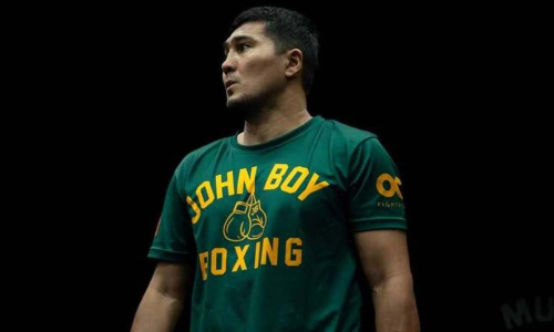 Мейирим Нурсултанов получил визу в США и начнет подготовку к бою