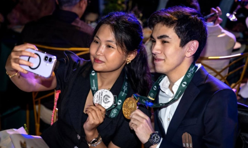 Бибисара Асаубаев, Жавохир Синдаров