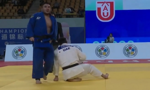 Нурлыхан Шархан уступил в полуфинале и поборется за «бронзу» ЧА-2026 по дзюдо