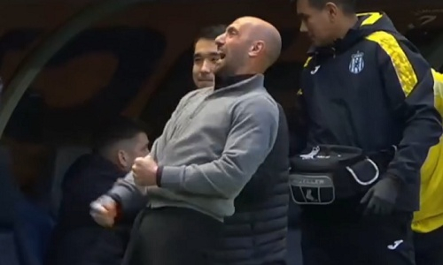 Али Алиев эмоционально отреагировал на первую победу «Жениса» в сезоне КПЛ. Видео