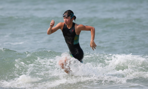 Женская сборная Казахстана по акватлону выступила на Азиатских пляжных играх