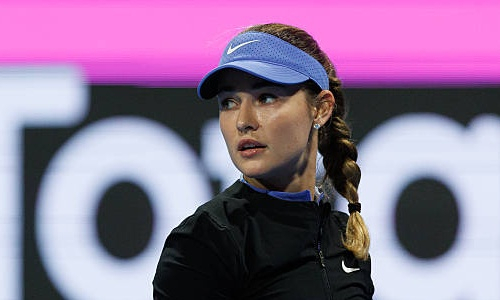 Калинская проиграла на старте турнира в Мадриде с участием Рыбакиной